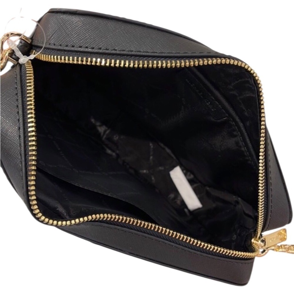 Michael Kors Black Leather Jet Set Item
E W Zip Crossbody Bag Gold Hardware - Picture 7 of 10